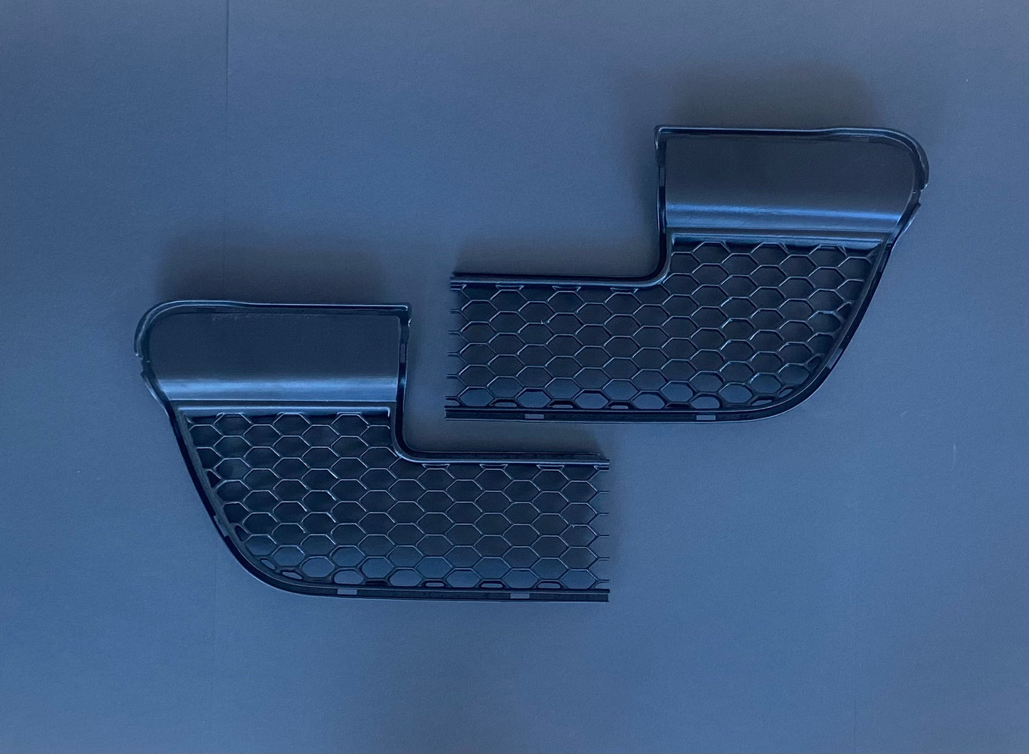 Seat Leon 1M Cupra R stredná dolná mriežka nárazníku