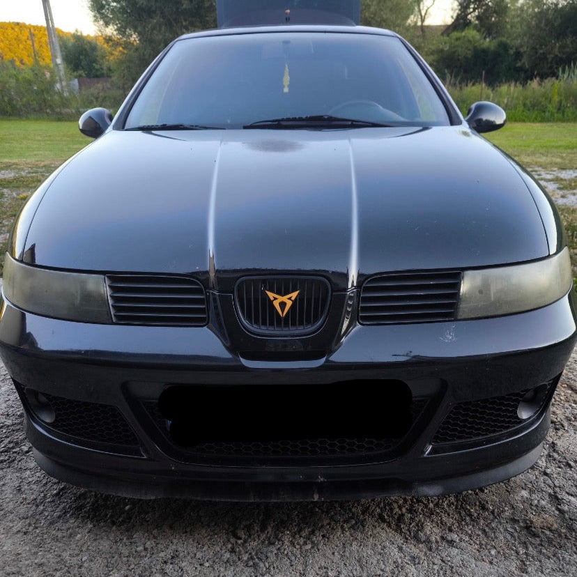 Seat Leon 1M Cupra R stredná mriežka do masky
